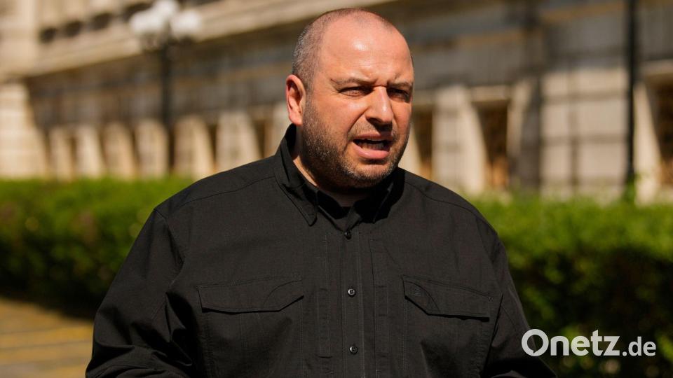 Der ukrainische Verhandlungsführer Umjerow soll für die Ukraine einen würdigen Frieden aushandeln. (Archivbild) Bild: Emrah Gurel/AP/dpa