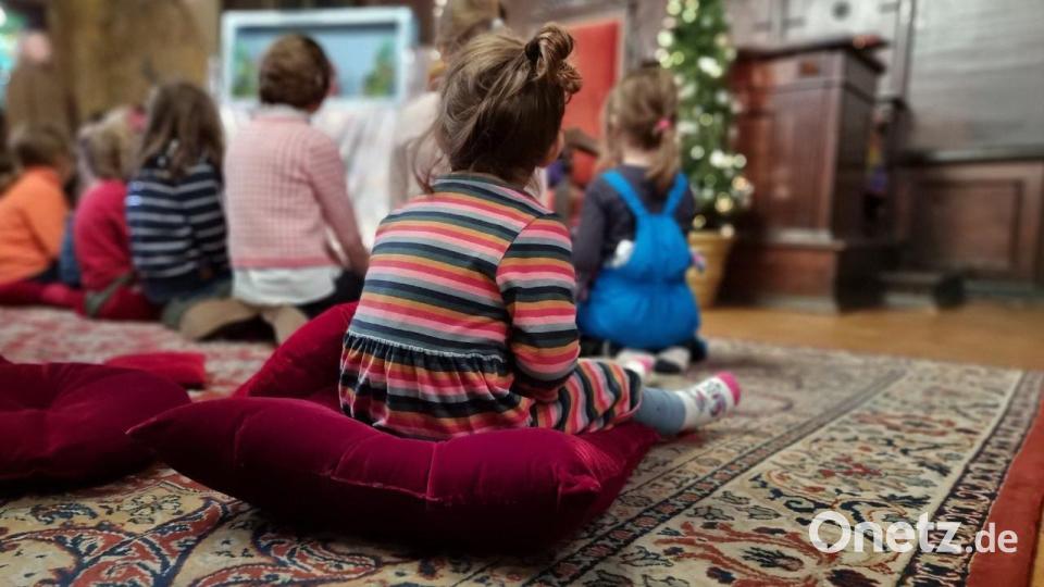 Am 13. Dezember gibt es auch wieder die beliebte Märchenstunde für Kinder. Bild: Stadtmarketing Weiden