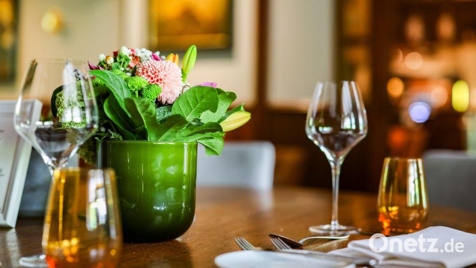 Die Mehrwertsteuer in der Gastronomie soll sinken. (Symbolbild) Bild: Christoph Reichwein/dpa