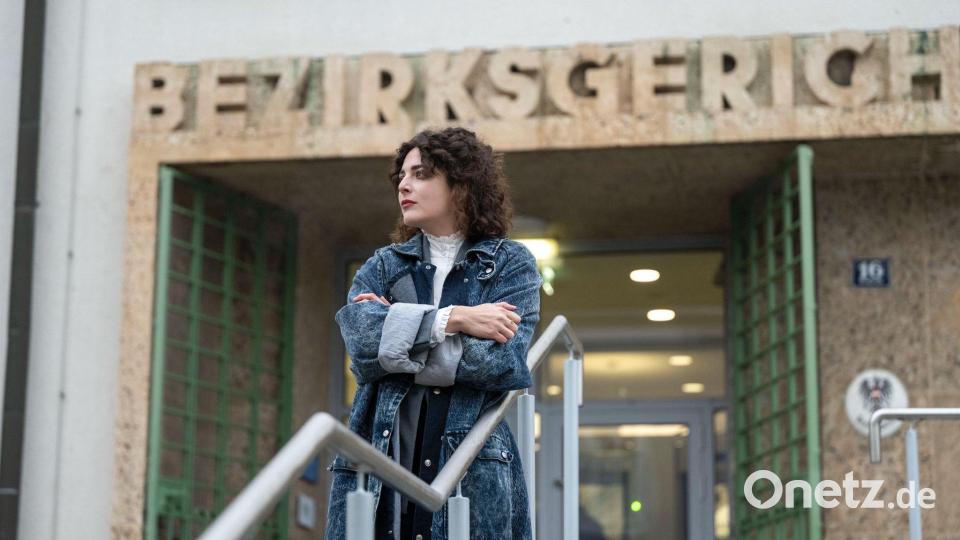 Anna Werner Friedmann hat laut Gericht einem Kollegen auf der Bühne zu fest in den Po gebissen Bild: Jörg Völkerling/-/dpa