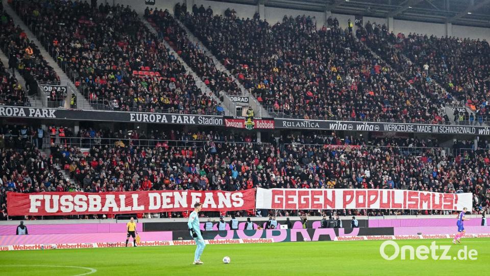 Fanprotest beim Bundesliga-Spiel SC Freiburg gegen Mainz 05. Bild: Harry Langer/dpa