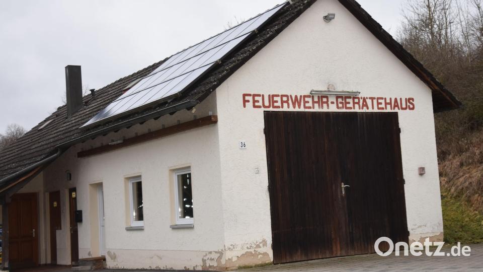 Das Feuerwehrgebäude in Adertshausen bekommt einen geräumigen und zeitgemäßen Anbau für ihre Feuerwehr-Gerätschaften im Dorf. Bild: bö
