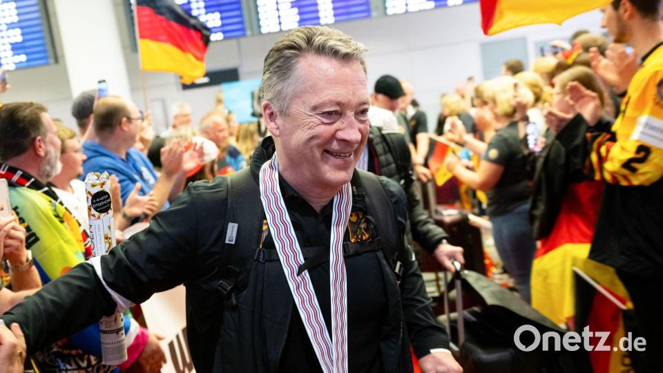 2023 führte Kreis das Eishockey-Nationalteam zu WM-Silber Bild: Sven Hoppe/dpa