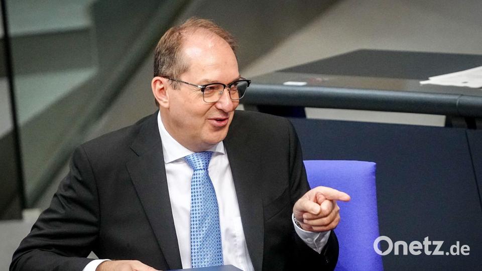 Kurz vor der parlamentarischen Sommerpause war der Gesetzentwurf zu sicheren Herkunftsländern und Rechtsschutz bei Abschiebehaft und Ausreisegewahrsam in erster Lesung beraten worden. (Archivfoto) Bild: Kay Nietfeld/dpa