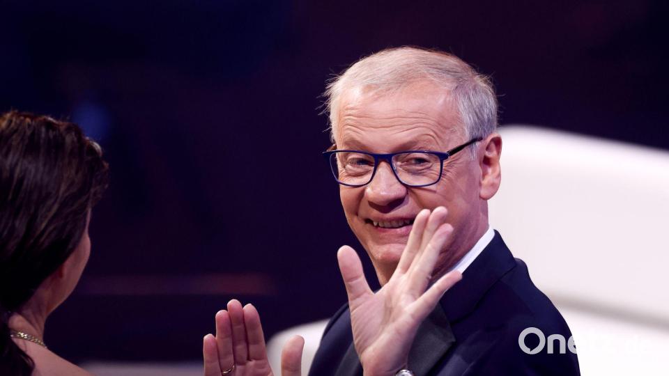 Auch Günther Jauch hört bei „Denn sie wissen nicht, was passiert“ auf. Bild: Rolf Vennenbernd/dpa