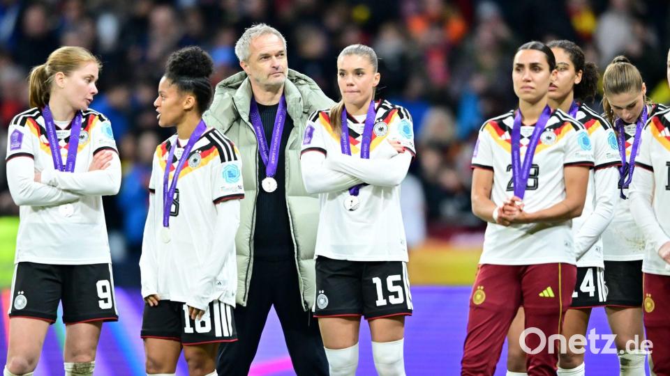 Aus der Traum: Spanien zeigte den deutschen Fußballerinnen ihre Grenzen auf. Bild: Sebastian Christoph Gollnow/dpa