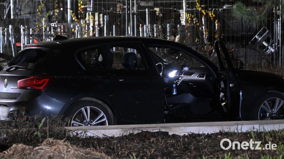 Der 34-Jährige soll direkt auf die Einsatzkräfte zugefahren sein. Bild: Felix Hörhager/dpa