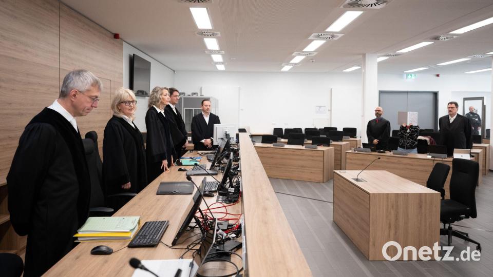 Der Prozess am OLG Dresden richtet sich gegen eine mutmaßliche Vertraute und Unterstützerin des rechten Terrortrios NSU. Bild: Sebastian Kahnert/dpa POOL/dpa