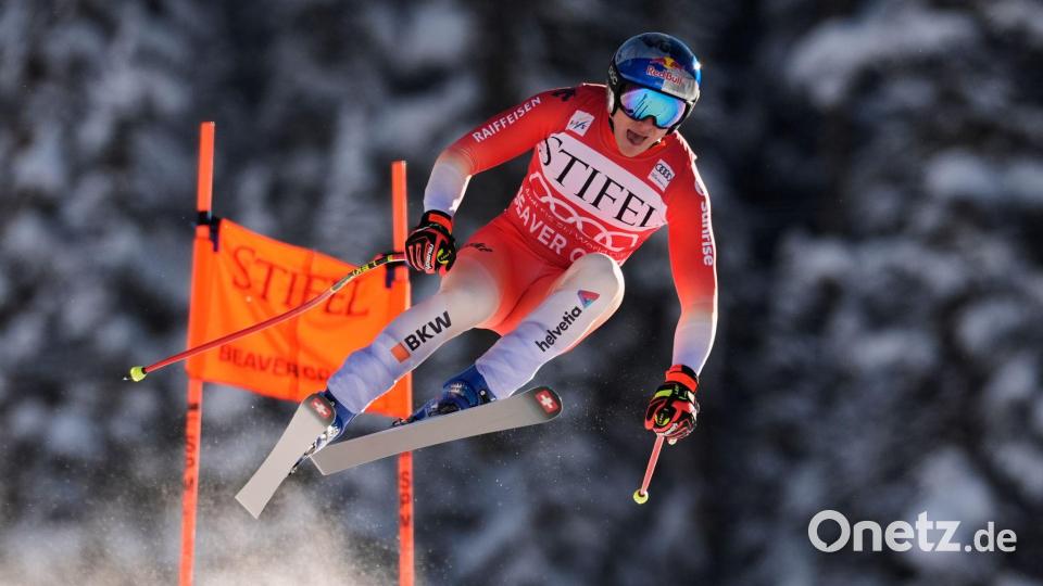 Auch diesen Winter das Maß der Dinge: Der Schweizer Ski-Star Marco Odermatt. Bild: Robert F. Bukaty/AP/dpa