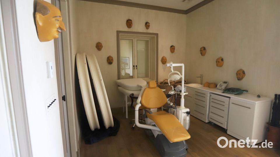 Ein Zahnarztstuhl in der Epstein-Villa. Bild: Uncredited/House Oversight Committee/AP/dpa