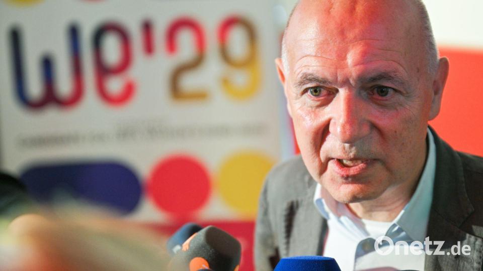 Präsident Bernd Neuendorf und der DFB geraten unter Druck. Archivbild) Bild: Sebastian Gollnow/dpa