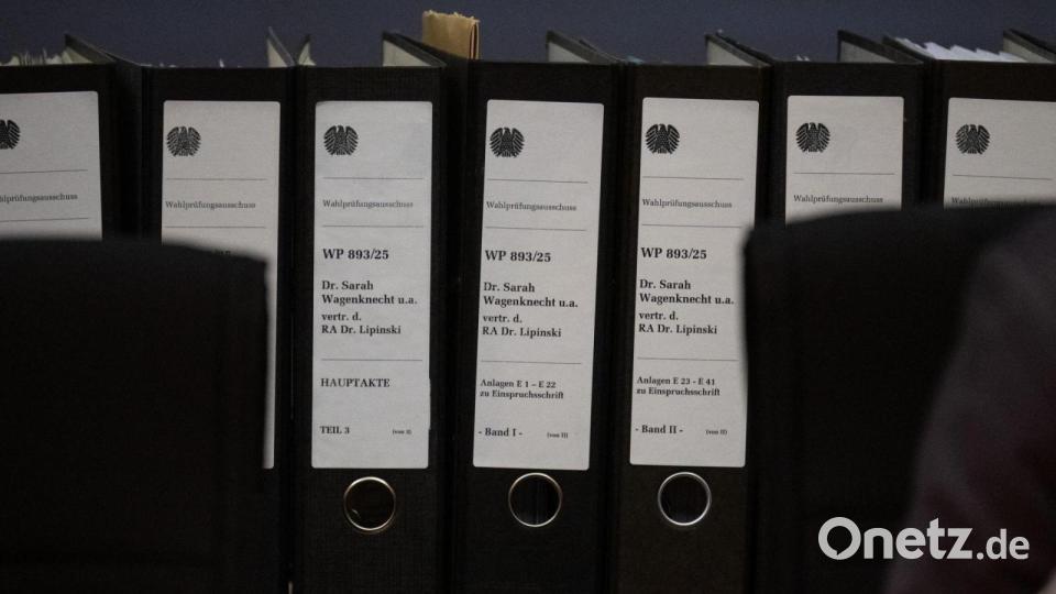 Das Bündnis Sahra Wagenknecht hat sehr viel Material für die Einsprüche gegen das Ergebnis der Bundestagswahl zusammengetragen. Bild: Sebastian Christoph Gollnow/dpa