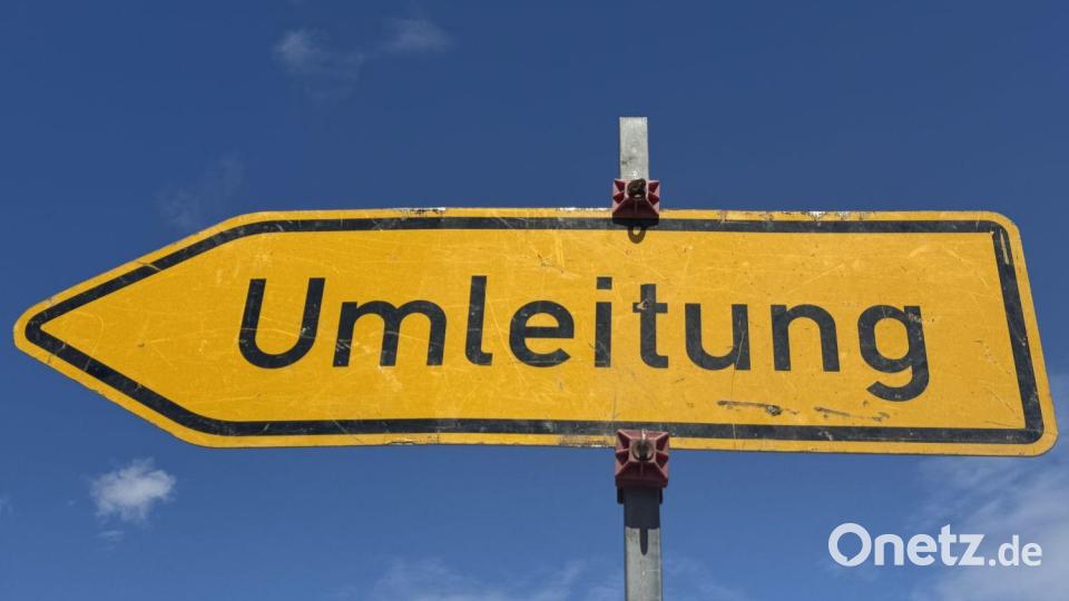 Wegen Umleitungen dauern Autofahrten derzeit länger. Symbolbild: Heike Unger