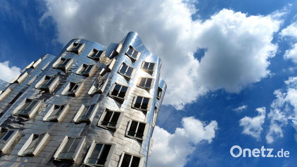 Das Gebäudeensemble &quot;Neuer Zollhof&quot; in Düsseldorf. (Archivbild) Bild: Matthias Balk/dpa