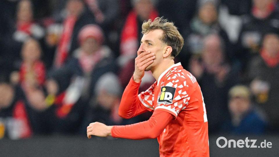 Nelson Weiper und seine Mainzer kassierten den nächsten Rückschlag. Bild: Uwe Anspach/dpa