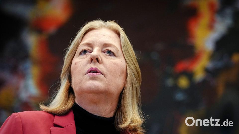 SPD-Arbeitsministerin Bärbel Bas hat das umstrittene Rentengesetz vorgelegt. (Archivfoto) Bild: Kay Nietfeld/dpa