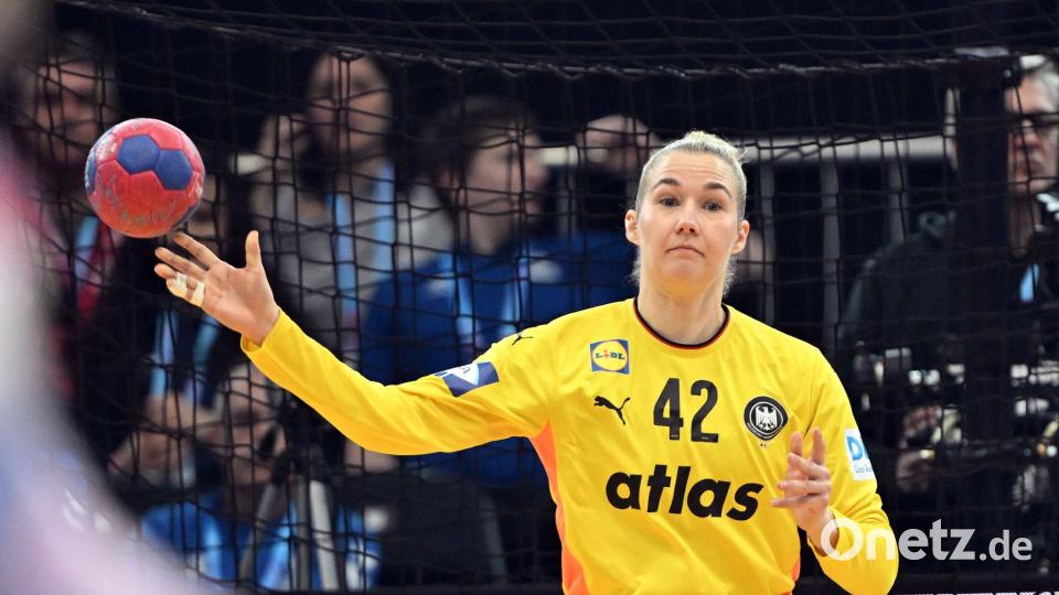 Fünf Paraden in der ersten Halbzeit: DHB-Keeperin Katharina Filter. Bild: Federico Gambarini/dpa