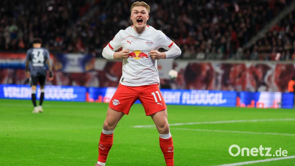 Der Leipziger Conrad Harder jubelt nach seinem Treffer zum 1:0. Es war sein erstes Pflichtspieltor im RB-Trikot. Bild: Jan Woitas/dpa