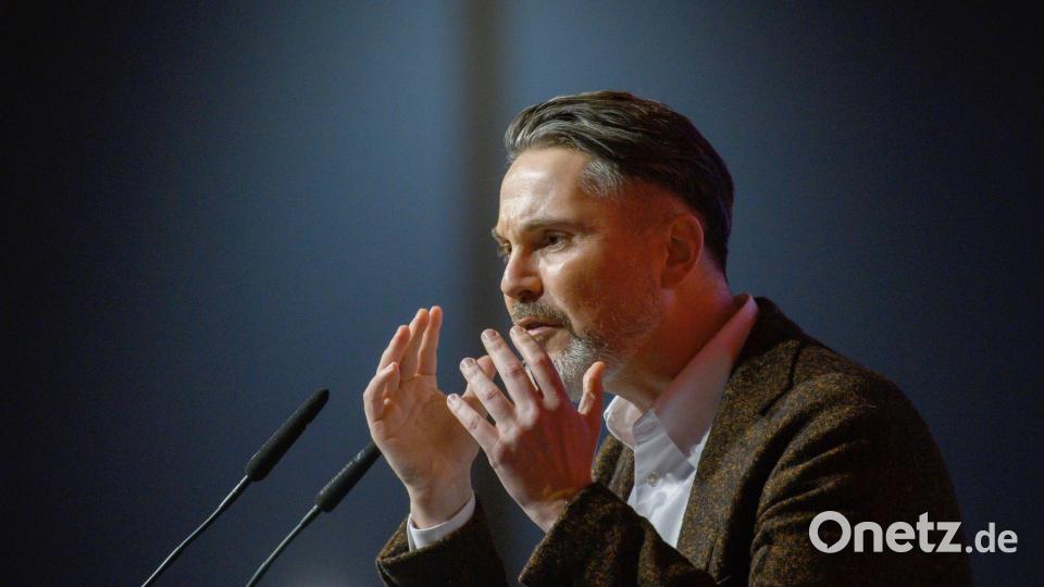 Fabio De Masi wurde neu als Vorsitzender gewählt Bild: Klaus-Dietmar Gabbert/dpa