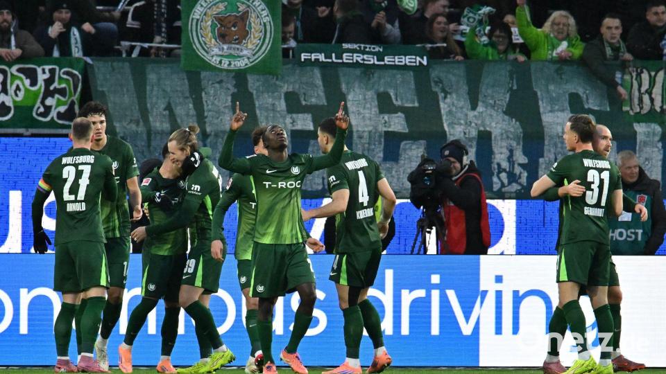 Wolfsburg holt den ersten Heimsieg nach fast elf Monaten. Bild: Swen Pförtner/dpa