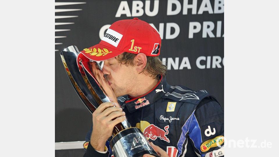 Vettel schaffte es vor 15 Jahren vom 3. Gesamtrang zum Titeltriumph. (Archivbild) Bild: picture alliance / dpa