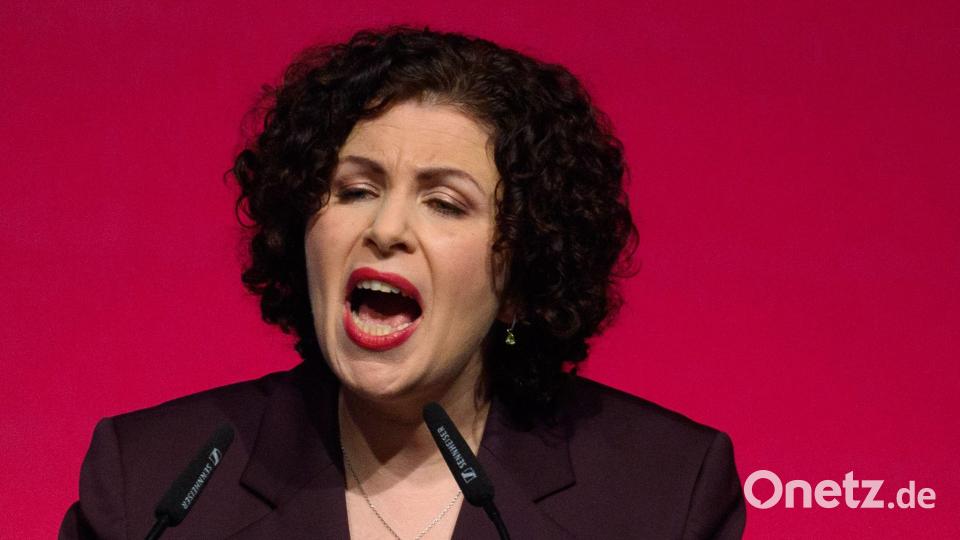 Amira Mohamed Ali bleibt Co-Vorsitzende. Bild: Klaus-Dietmar Gabbert/dpa