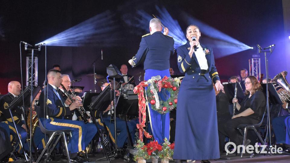 Das Konzert in der Stadthalle Grafenwöhr ist die perfekte Einstimmung auf das Weihnachtsfest. Bild: rgr