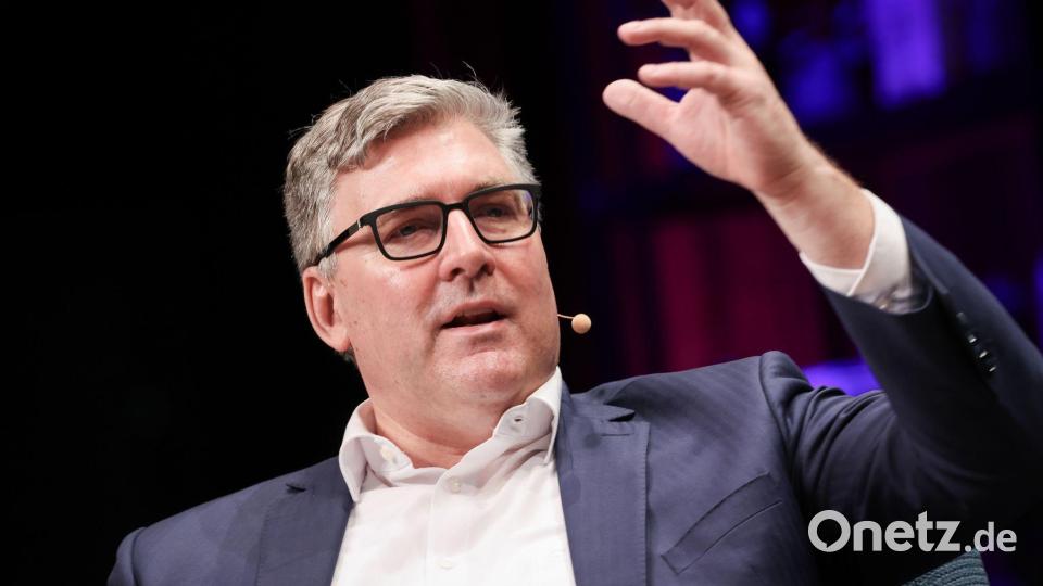 Pflegt die offene Auseinandersetzung mit dem DFB: Eintracht Frankfurts Vorstandsboss Axel Hellmann. Bild: Christian Charisius/dpa