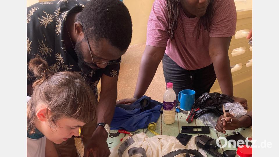 Hannah Mehler bei ihrer Praxisarbeit fürs Studium in Ghana. Bild: Hannah Mehler