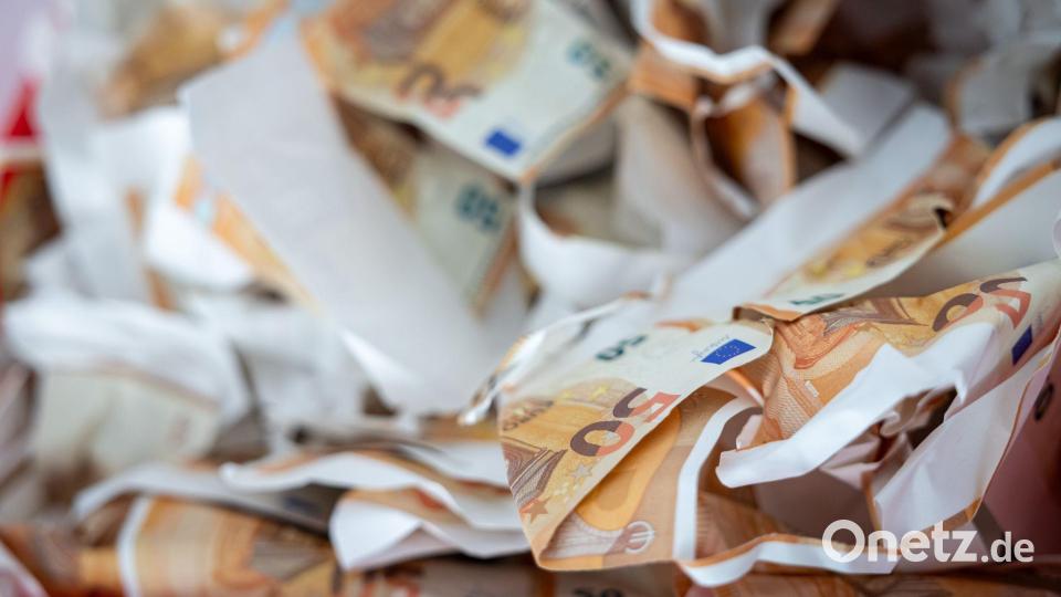 Die Qualität der gefälschten Scheine war den Ermittlern zufolge gut, aber nicht hervorragend. Bild: Daniel Karmann/dpa