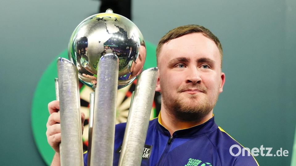 Wurde mit 17 Weltmeister: Der Engländer Luke Littler. Bild: Zac Goodwin/PA Wire/dpa