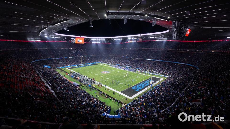 Die NFL kehrt 2026 wieder mit einem Gastspiel in die Münchner Allianz Arena zurück. (Archivbild) Bild: Sven Hoppe/dpa