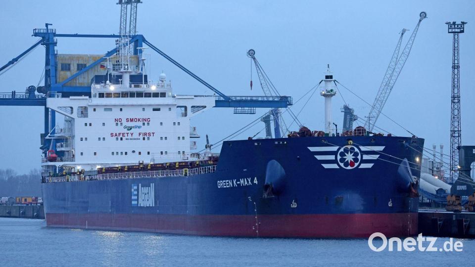 Der Wirtschaft droht laut Ifo eine lange Wachstumsschwäche. (Archivbild) Bild: Bernd Wüstneck/dpa