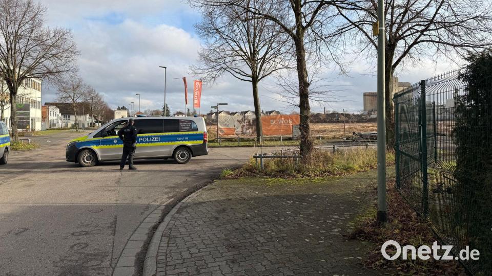 Rund 4.500 Menschen mussten ihre Wohnungen für die Sprengung verlassen. Bild: Michael Bauer/dpa