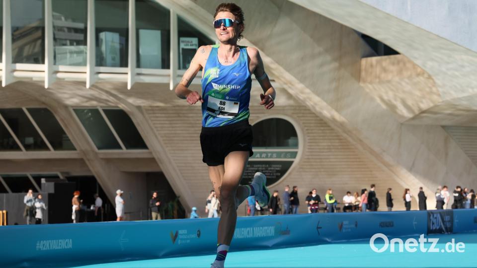 Erik Hille aus Nabburg lief im spanischen Valencia eine neue persönliche Marathon-Bestzeit. Bild: Danila Kurnikov