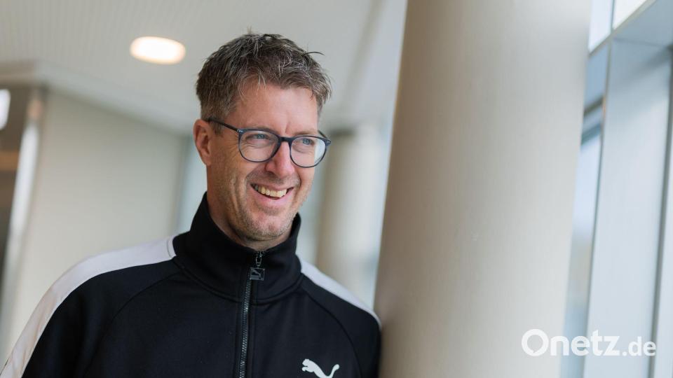 Macht den Spaß gerne mit: Bundestrainer Markus Gaugisch. (Archivbild) Bild: Rolf Vennenbernd/dpa