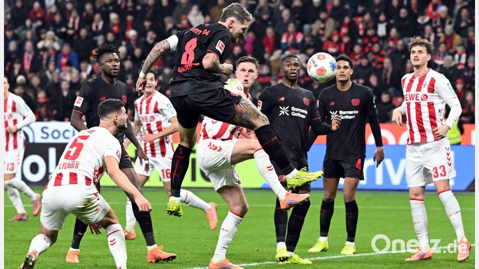 Per Kopf erfolgreich: Leverkusens Robert Andrich. Bild: Federico Gambarini/dpa