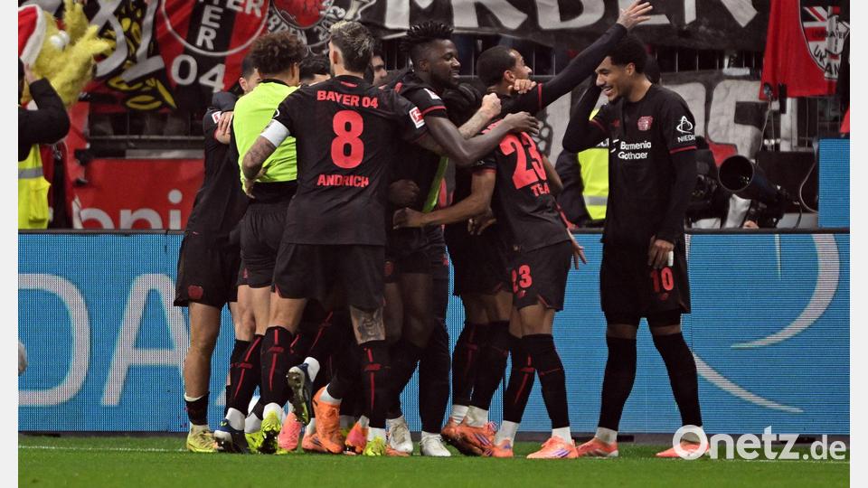 Die Profis von Bayer Leverkusen durften im Derby gegen Köln jubeln. Bild: Federico Gambarini/dpa