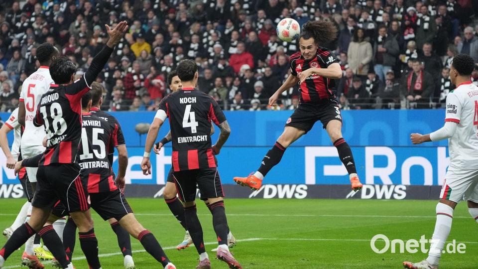 Die Eintracht wurde früh in die Defensive gedrängt. Bild: Marc Schüler/dpa