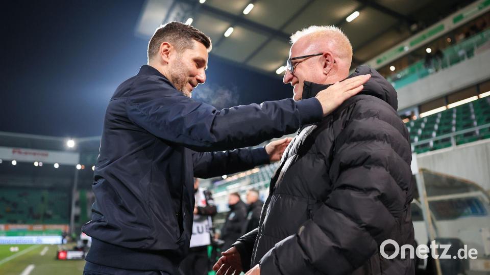 Sie kennen sich bestens: Stefan Leitl (l) und Heiko Vogel. Bild: Daniel Karmann/dpa