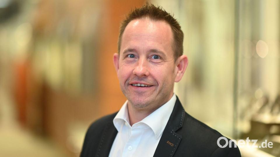 Die Schmuck-Geschäfte in der oberen Preislage laufen laut BVSU-Hauptgeschäftsführer Guido Grohmann sehr gut. (Archivbild) Bild: Uli Deck/dpa