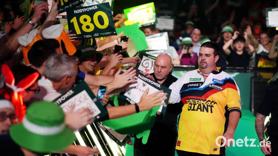 Clemens bei der Ankunft im Ally Pally. Bild: John Walton/PA Wire/dpa