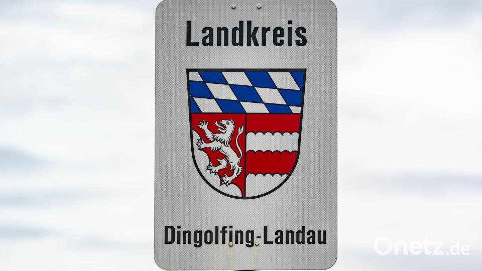 Mutmaßliches Anschlagsziel war ein Weihnachtsmarkt im Raum Dingolfing. (Archivbild) Bild: Armin Weigel/dpa