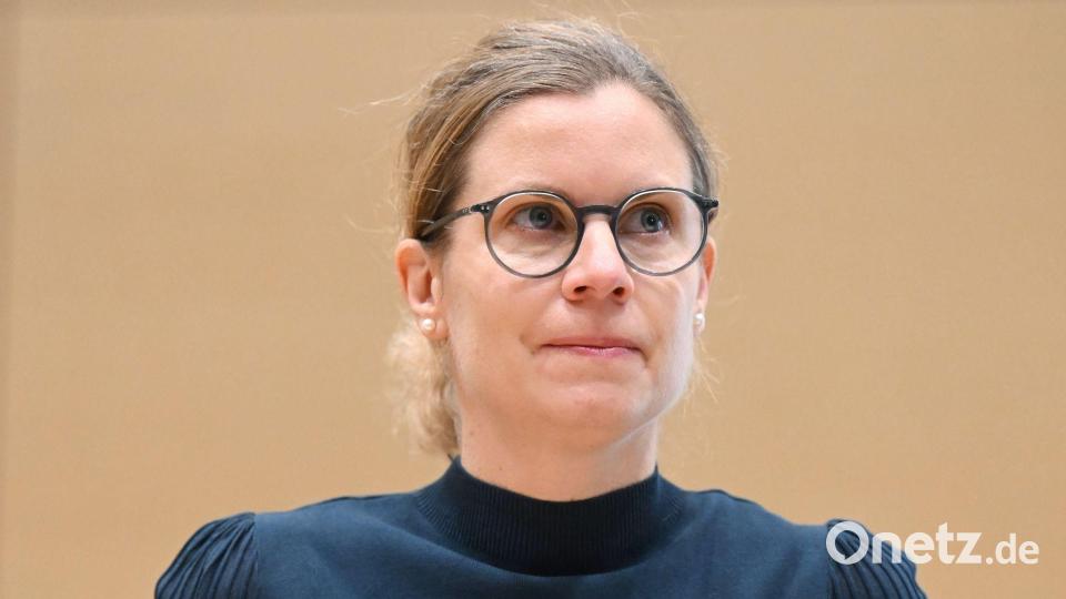 Eine Frau aus Mainz klagte sich bis nach Karlsruhe. Bild: Uli Deck/dpa