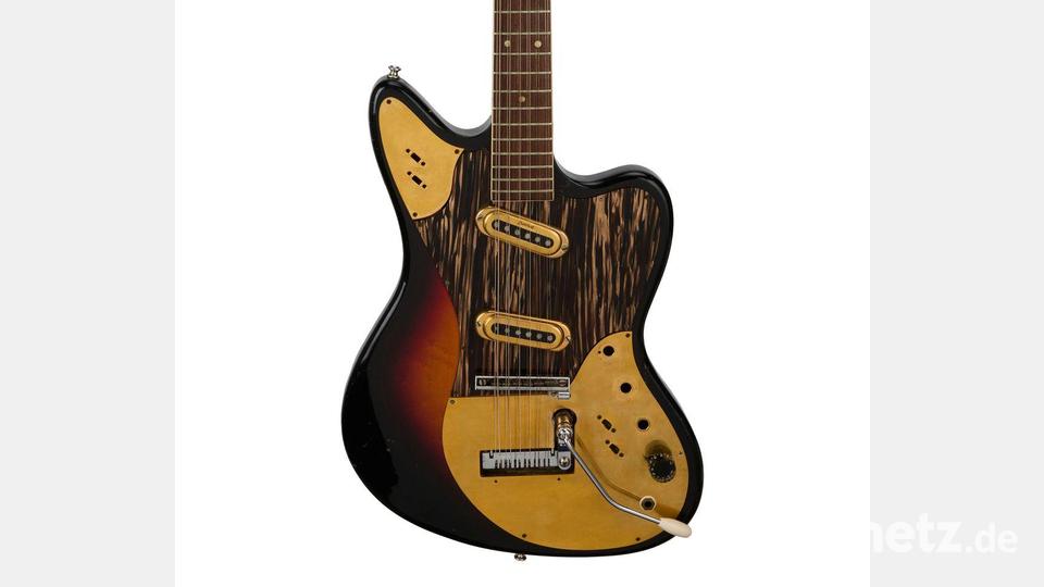 In der Auktion: Eine 1966er „Framus Strato Gold De Luxe 12-String“ aus dem Privatbesitz von Eagles-Gitarrist Joe Walsh. Bild: -/Julien's/dpa