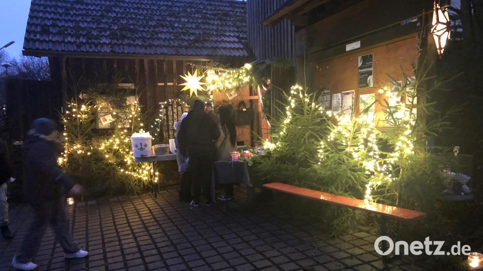 Das Dörfchen Röthenbach war zur Budenstadt geworden. Bild: wro