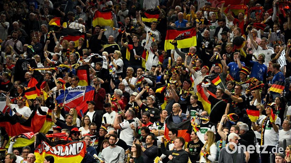 Die deutschen Handball-Fans sind heiß auf die Heim-WM 2027. (Archivbild) Bild: Tom Weller/dpa