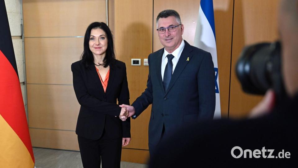 Wirtschaftsministerin Katherina Reiche (CDU) trifft Gideon Sa’ar, Außenminister von Israel. Bild: Elisa Schu/dpa