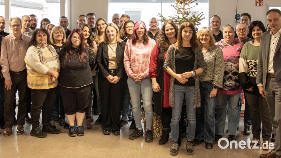 Auch in Eschenbach können viele Mitarbeitende auf eine lange Zeit im Unternehmen zurückblicken. Bild: Heidi Stopfer-Wilterius
