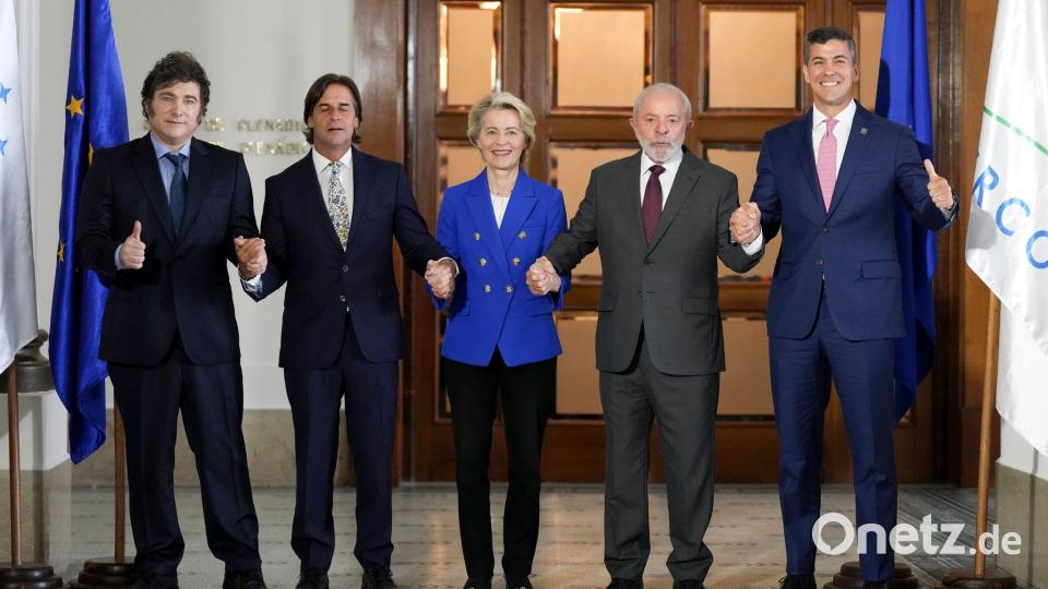 Im vergangenen Dezember wurde der Abschluss der Verhandlungen gefeiert, nun soll es abgeschlossen werden. (Archivbild) Bild: Matilde Campodonico/AP